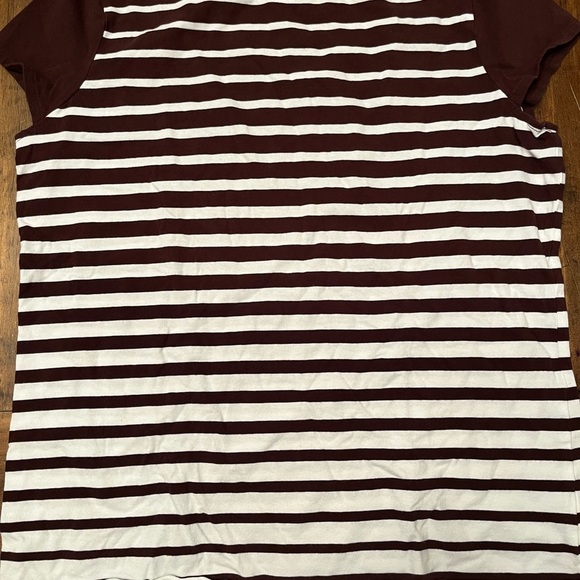 2 Liz Claiborne tshirts S - Picture 2 of 5